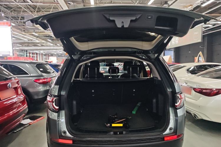 Used Land Rover Discovery Sport 2018 240 PS SE Version