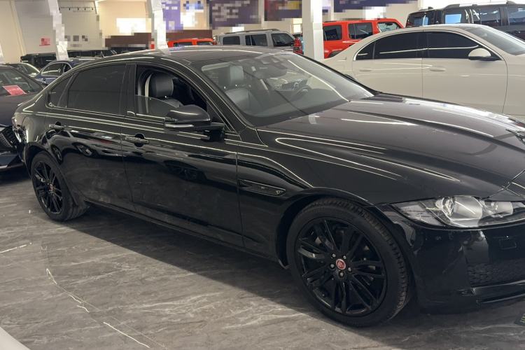 Used Jaguar XFL 2020 XFL 2.0T P200 Two-Wheel-Drive Rally Flag Edition
