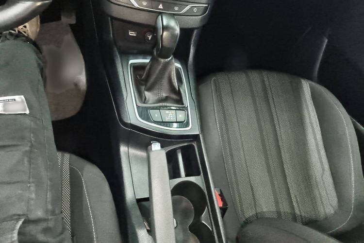 Used Peugeot 308S 2015 1.2T Automatic Jingchi Edition
