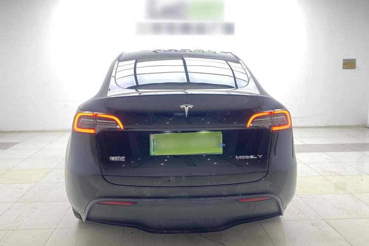 Used Tesla Model Y 2022 Rear-Wheel-Drive Version
