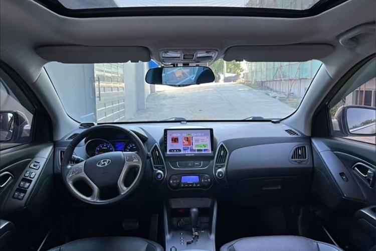 Used Hyundai ix35 2015 2.0L Automatic 2WD Smart Version China V Standard

