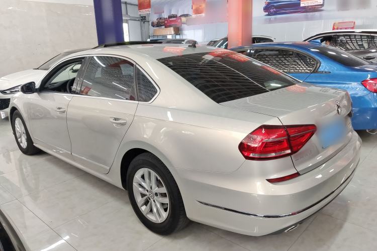 Used Volkswagen Passat 2016 330TSI DSG Luxury Edition
