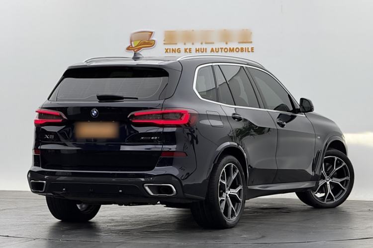 Used BMW X5 2022 xDrive40i Luxury Edition M Sport Package
