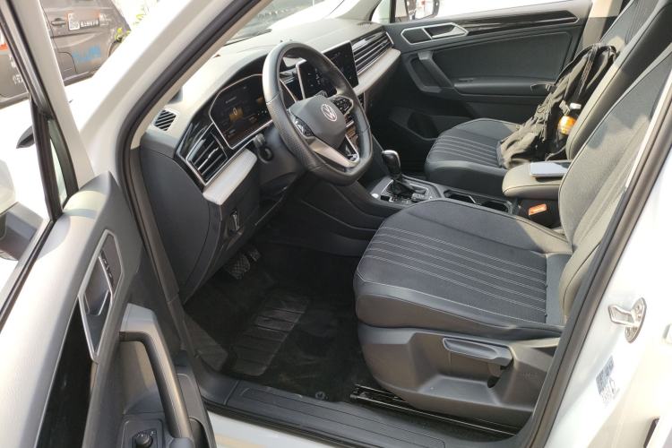 Used Volkswagen Tiguan L 2023 330TSI Automatic Two-Wheel Drive Comfort Edition
