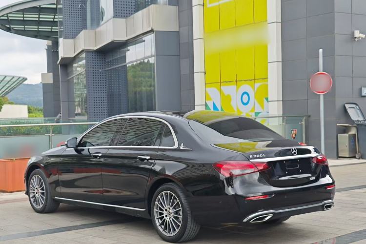 Used Mercedes-Benz E-Class 2022 E 260 L
