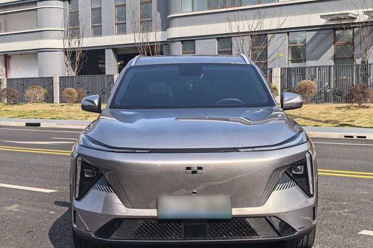 Used  L7 2023 1.5T 115 km PLUS