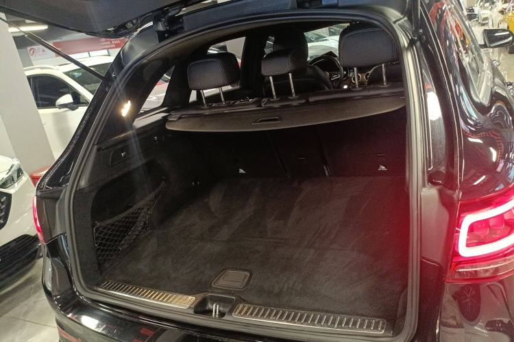 Used Mercedes-Benz GLC 2020 Facelift GLC 300 L 4MATIC Dynamic Edition
