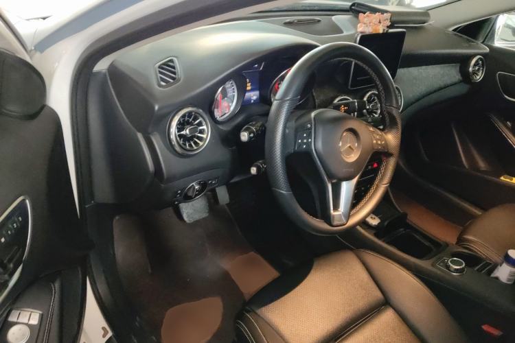 Used Mercedes-Benz GLA 2016 GLA 200 Sport Edition
