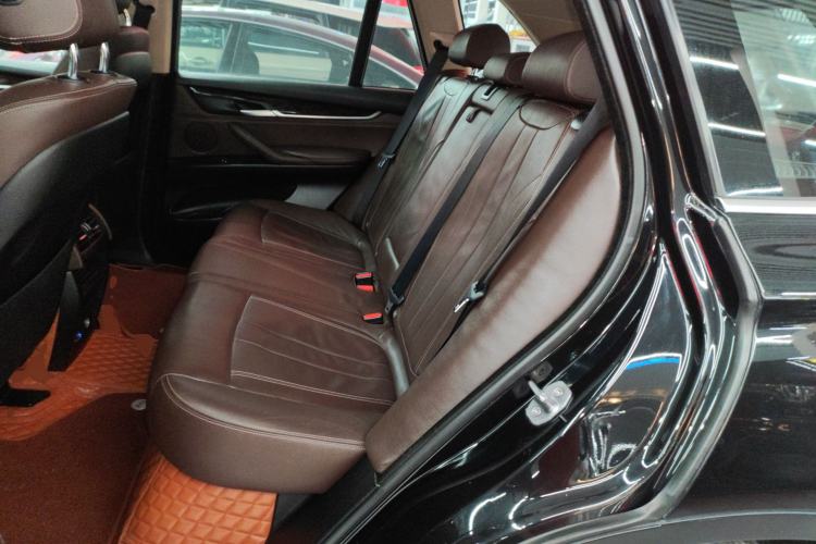 Used BMW X5 2015 xDrive28i
