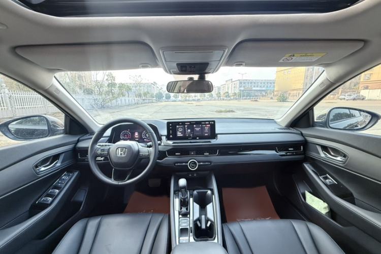 Used Honda Inspire 2025 260TURBO Elegant Edition
