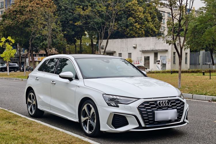 Used Audi A3 2021 Sportback 35 TFSI Fashionable Sports Model
