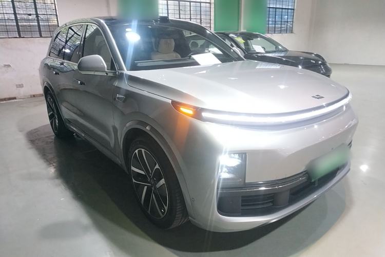 Used Li Auto L8 2024 Ultra Model
