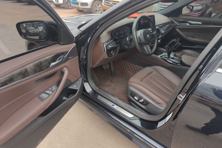 Used BMW 5 Series 2020 525Li M Sport Package
