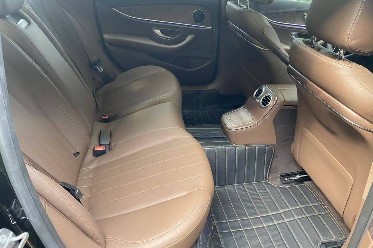 Used Mercedes-Benz E-Class 2022 E 260 L
