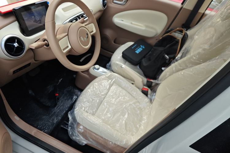 Used Wuling Hongguang MINIEV 2025 Four-Door Version Advanced Edition
