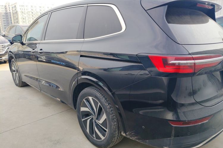 Used Volkswagen Viloran 2024 330TSI Luxury Edition
