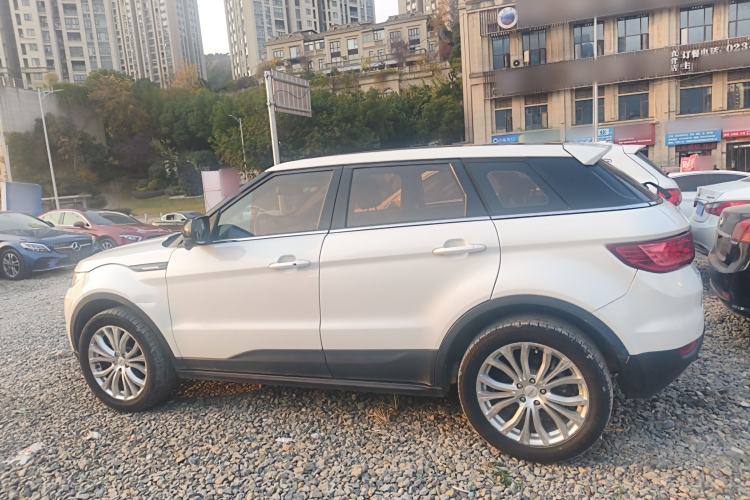 Used Land X7 2015 2.0T Panoramic Prestige Edition
