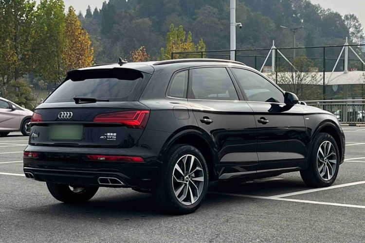 Used Audi Q5L 2023 40T Fashionable and Dynamic Edition
