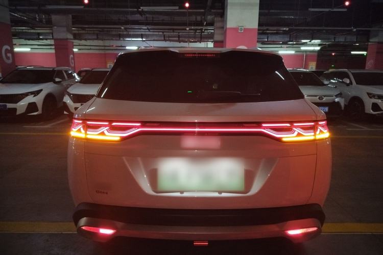 Used BYD Song L DM-i 2024 112 km Beyond Edition