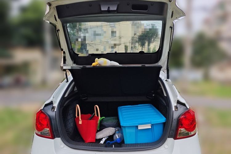 Used Chevrolet Cruze 2015 Hatchback 1.6L Automatic Comfort Edition
