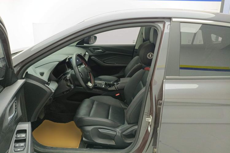 Used MG 5 2021 180 DVVT CVT Youth Luxury Edition
