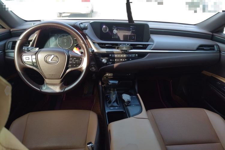 Used Lexus ES 2020 200 Excellence Edition