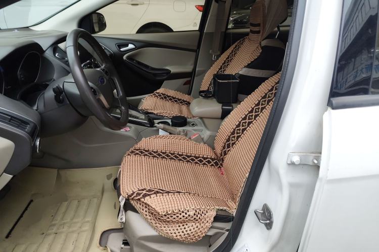 Used Ford Focus 2012 Hatchback 1.6L Automatic Fashion Edition