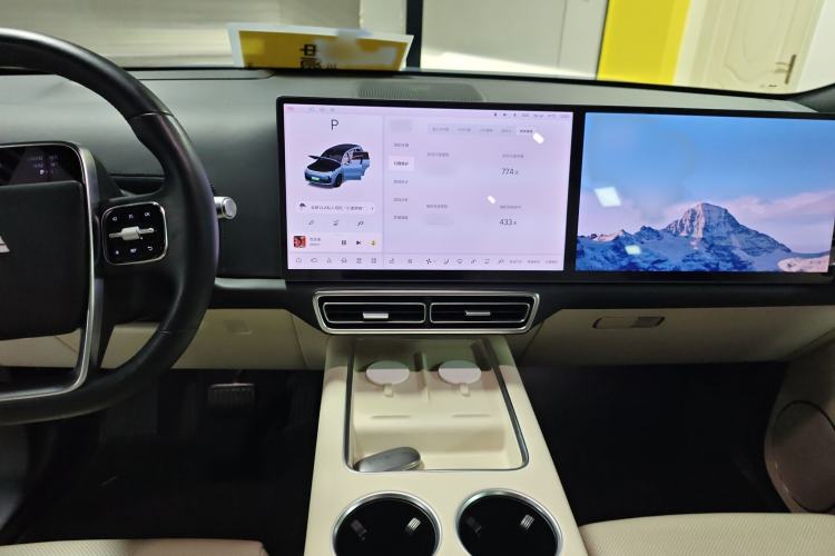 Used Li Auto L8 2023 Max model
