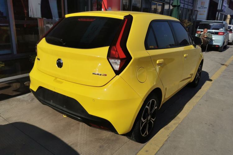 Used MG 3 2017 1.5L Automatic Smart Connect Luxury Edition
