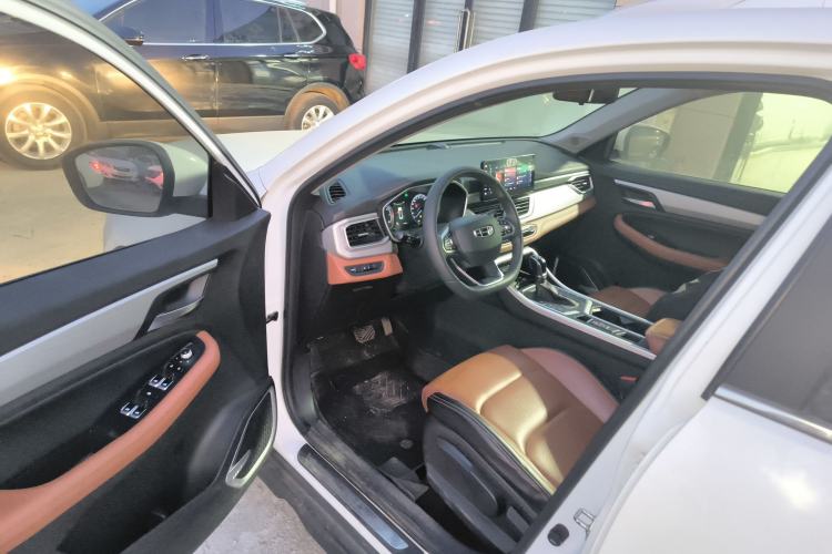 Used Geely Auto Vision X6 2020 1.4T CVT Luxury Edition
