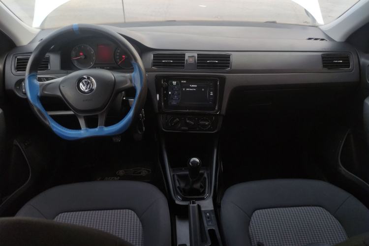 Used Volkswagen Santana 2018 1.5L Manual Fashion Edition
