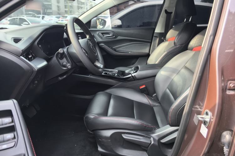 Used MG 5 2022 180 DVVT CVT Youth Luxury Edition
