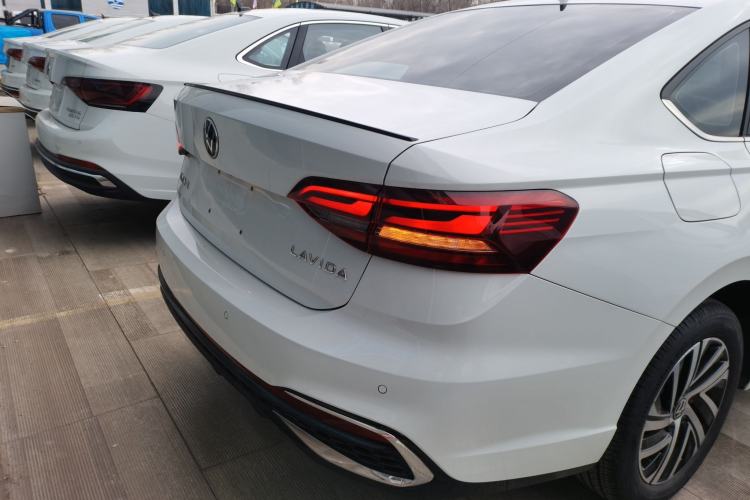 Used Volkswagen Lavida 2024 300TSI DSG Starry Sky Leading Edition
