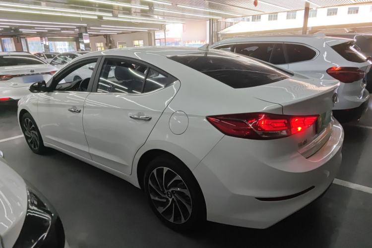Used Hyundai Elantra 2020 1.4T Dual-Clutch Xuan Dong · Dynamic Version
