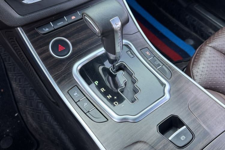 Used Land X7 2015 2.0T Panoramic Prestige Edition