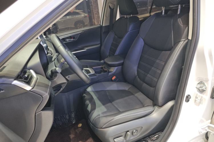 Used Toyota RAV4 2022 2.0L CVT Two-Wheel Drive Fashion Plus Edition
