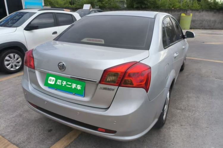 Used Buick Excelle 2013 1.5L Automatic Classic Model
