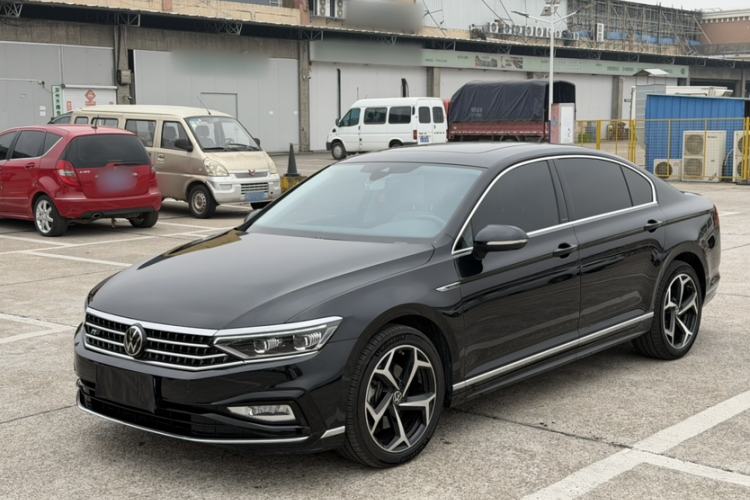 Used Volkswagen Magotan 2023 2 Million Units Limited-Edition 380TSI DSG Flagship Version
