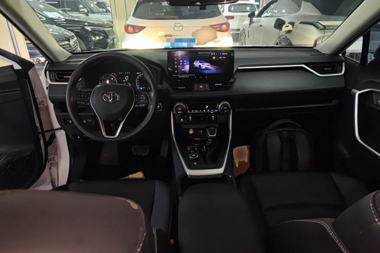 Used Toyota RAV4 2023 Dual-Engine 2.5L E-CVT Four-Wheel Drive Elite Plus Edition
