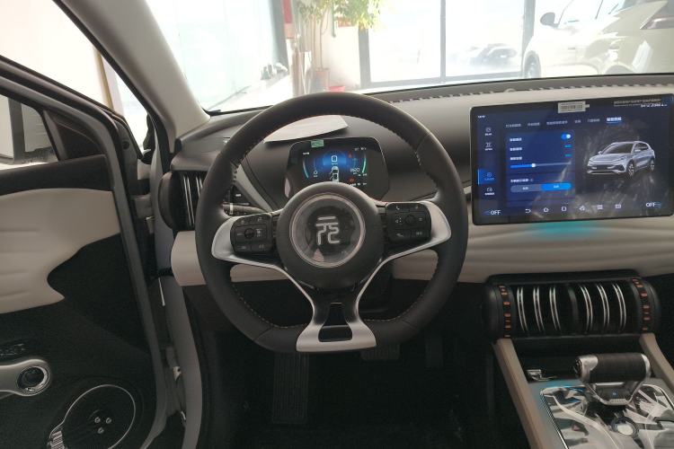 Used BYD Yuan PLUS 2024 Honor Edition 430KM Beyond Model
