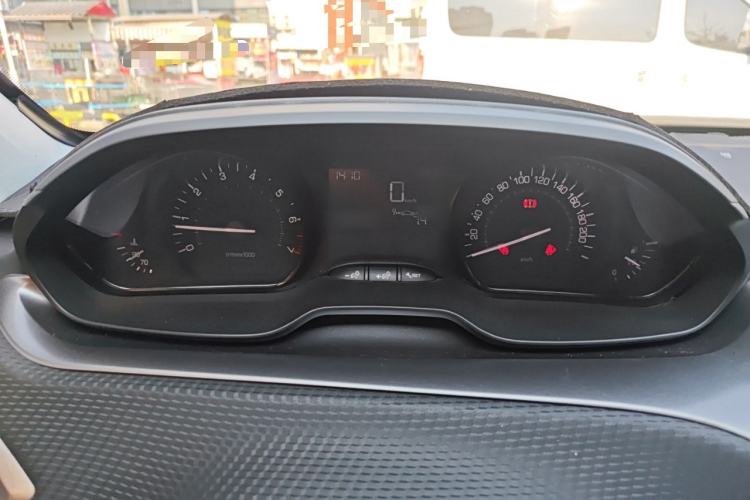 Used Peugeot 2008 2014 1.6L Manual Trend Edition
