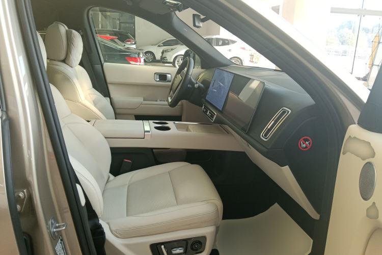 Used Li Auto L9 2022 Max model