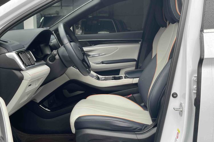 Used BYD Song PLUS New Energy 2024 Honor Edition EV 520km Luxury Model
