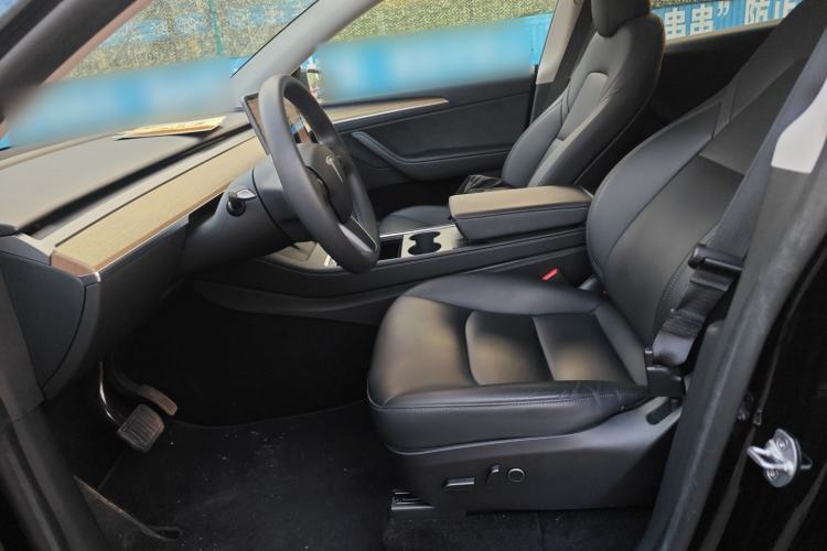 Used Tesla Model Y 2022 Rear-Wheel-Drive Version