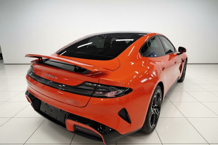 Used Xiaomi Auto SU7 2024 Four-Wheel Drive Ultra-Long Range Advanced Intelligent Driving Max Edition
