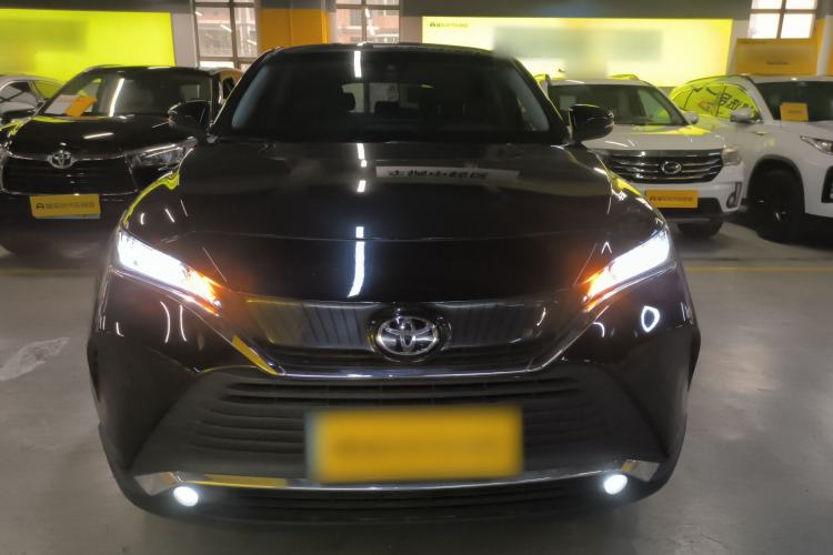 Used Toyota Harrier 2022 2.0L CVT Two-Wheel Drive Entry Version
