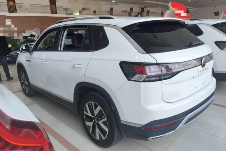 Used Volkswagen Tayron 2023 300TSI Two-Wheel-Drive Luxury Plus Advanced Edition
