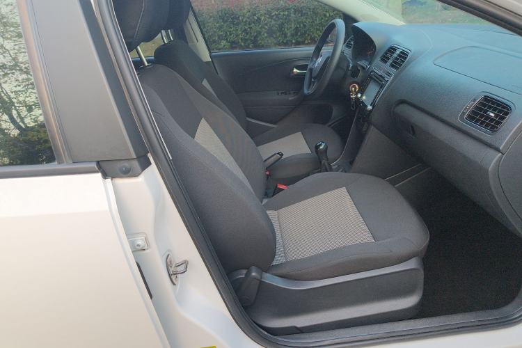 Used Volkswagen Polo 2014 1.4L Manual Fashion Edition
