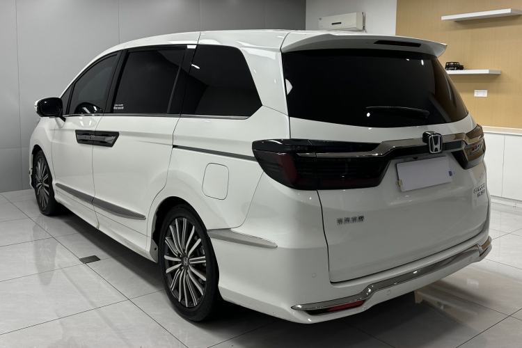 Used Honda Elysion 2022 2.0L eHEV Luxury Edition
