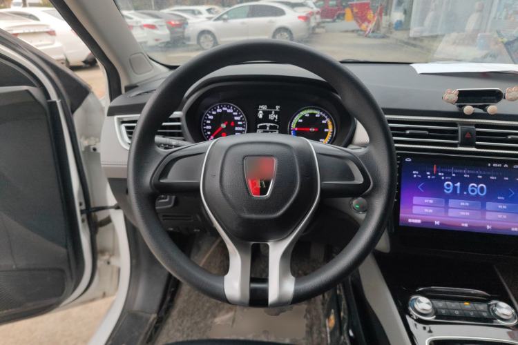 Used Roewe Ei5 2018 Internet Luxury Edition
